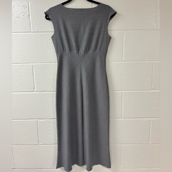 Women’s Aritzia Babaton Grey Wool Blend V-Neck Midi Dress Size 6 - Picture 4 of 5